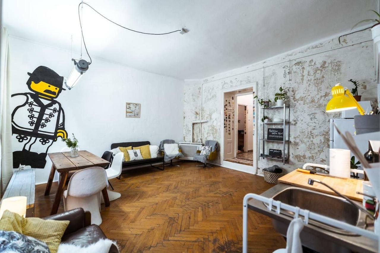 A Szoba Apartman 페치 외부 사진