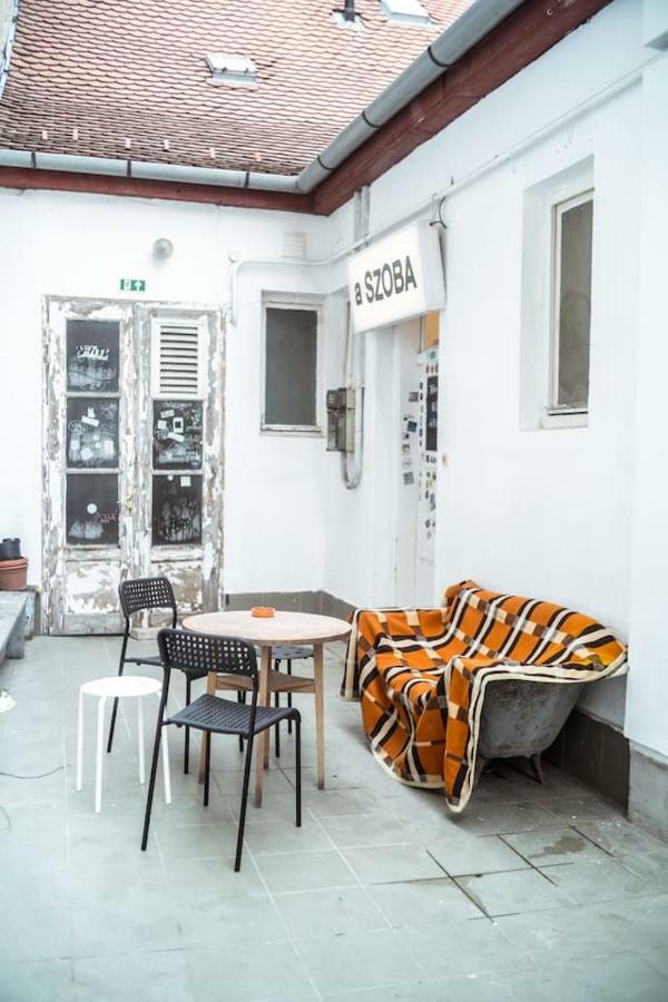 A Szoba Apartman 페치 외부 사진
